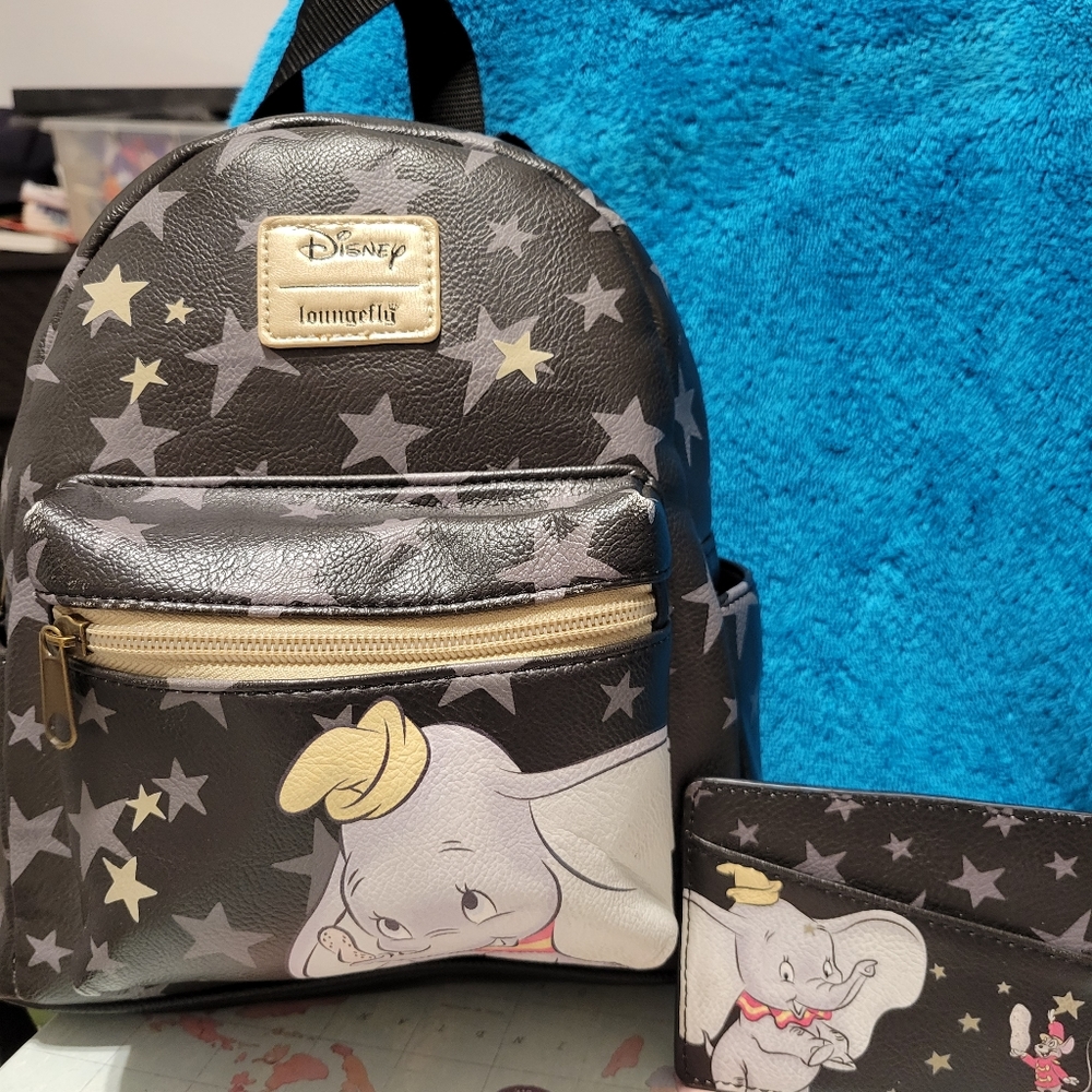 Loungefly Original Dumbo mini backpack